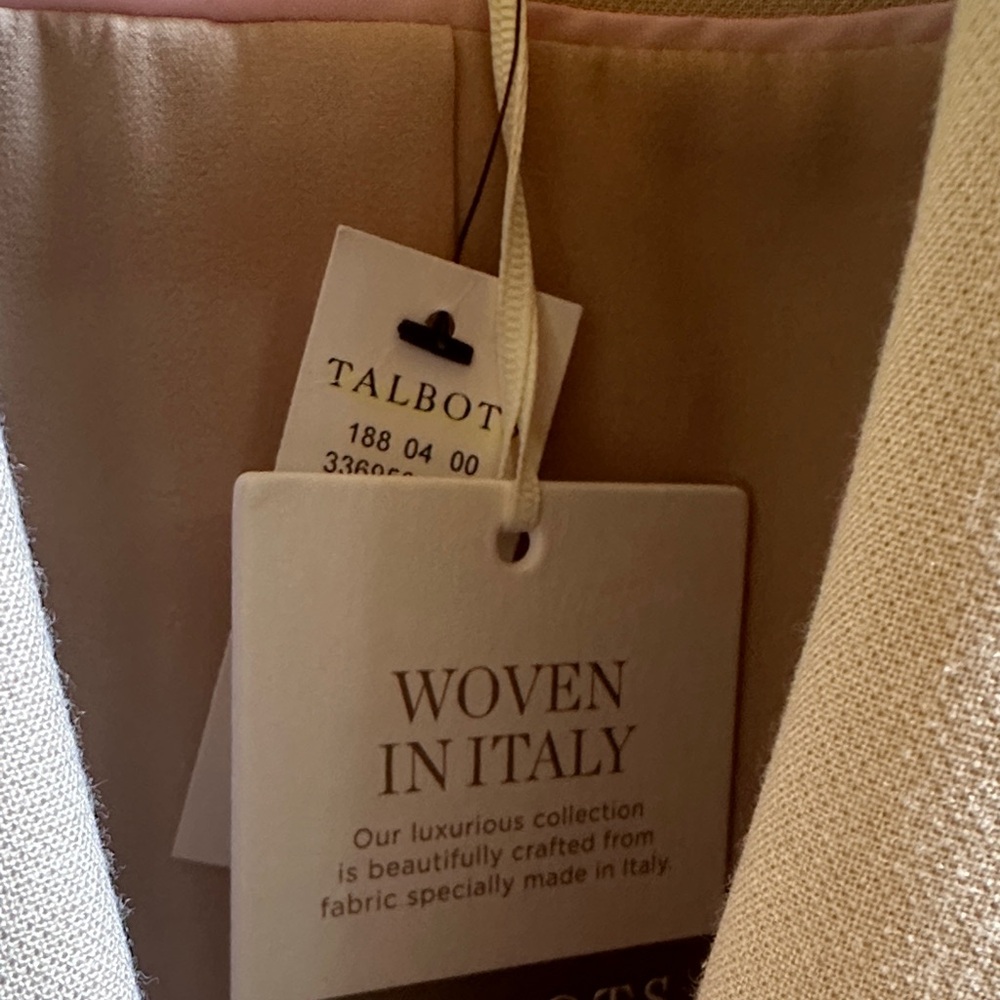 NWT Talbots- Elegant Tan Double-Breasted Women's Blazer - Size 20W - Picture 2 of 16
